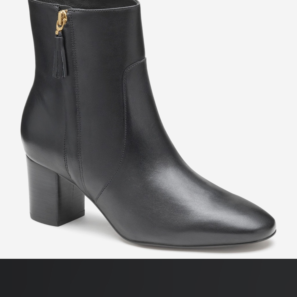 Johnston & Murphy Black Leather Ankle Booties